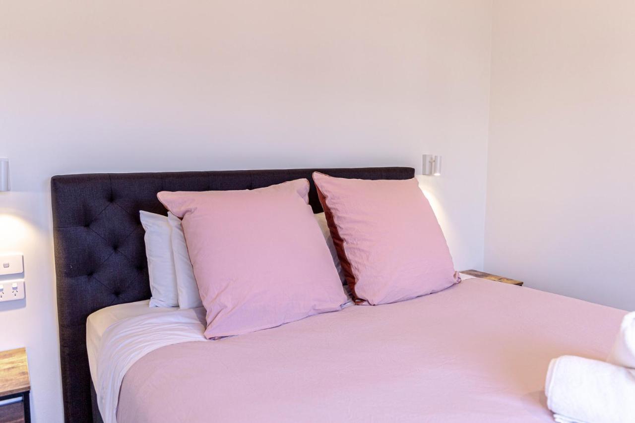 Magic On Maryburn - The Pink Room تويزل المظهر الخارجي الصورة